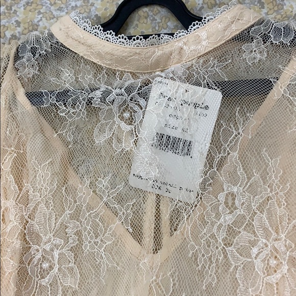 NWT Free People Ruffle short sleeve lace top - Picture 8 of 12